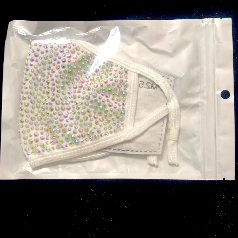 White AB Crystal face mask with filter